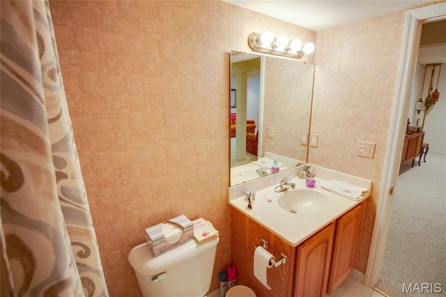 1625 Mont Vista Avenue, Godfrey, IL 62035