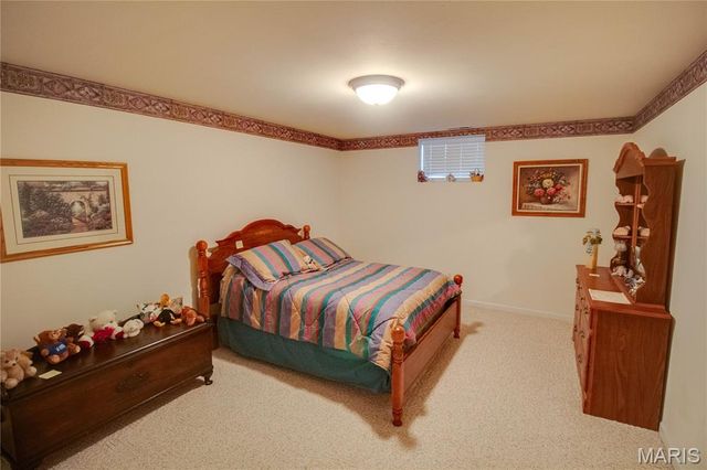 1625 Mont Vista Avenue, Godfrey, IL 62035