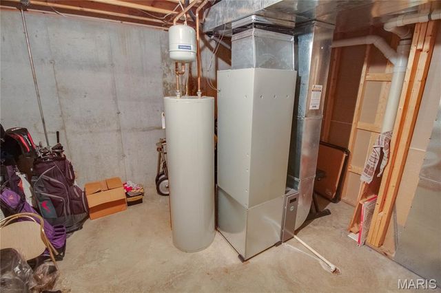 1625 Mont Vista Avenue, Godfrey, IL 62035