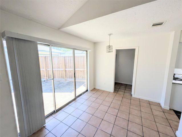 17602 Crestline Road, Humble, TX 77396