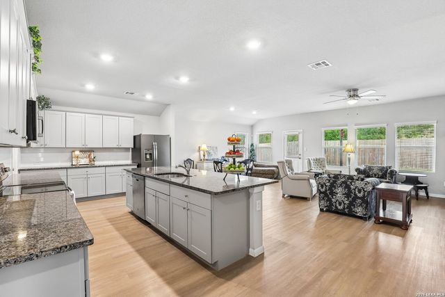 6063 BALLAST TRL, New Braunfels, TX 78132
