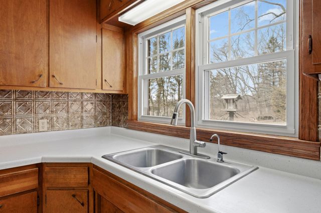 10032 Stillwater Lane N, Lake Elmo, MN 55042