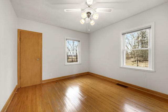 10032 Stillwater Lane N, Lake Elmo, MN 55042