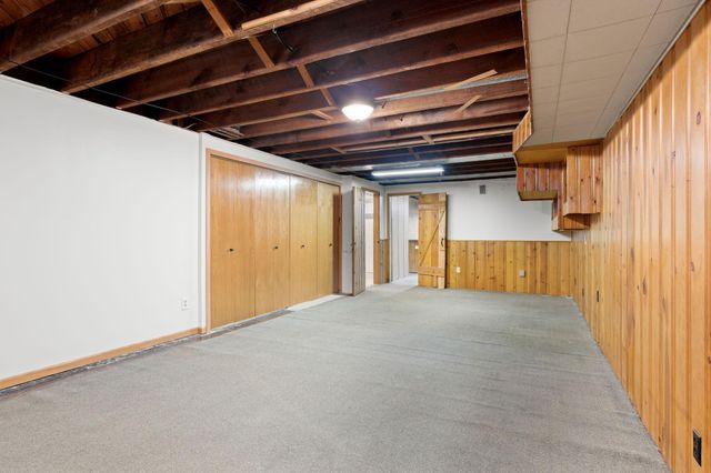 10032 Stillwater Lane N, Lake Elmo, MN 55042