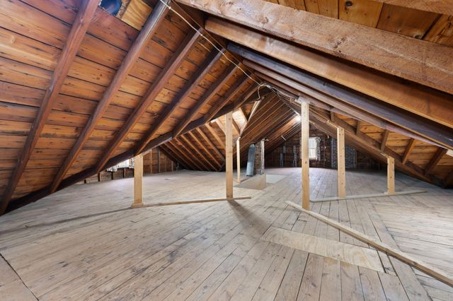 10032 Stillwater Lane N, Lake Elmo, MN 55042