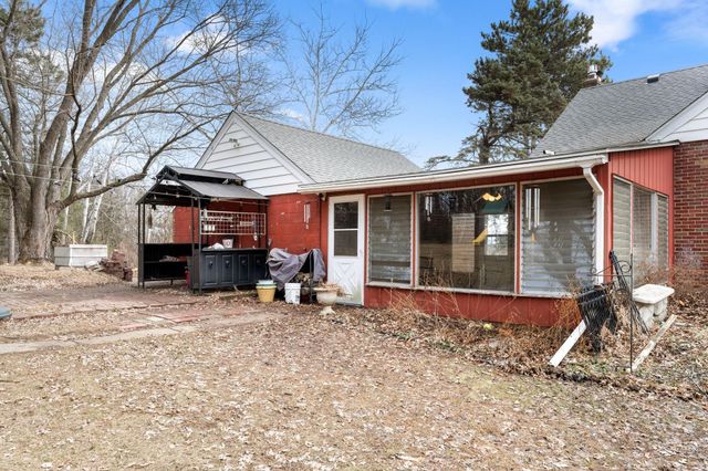 10032 Stillwater Lane N, Lake Elmo, MN 55042