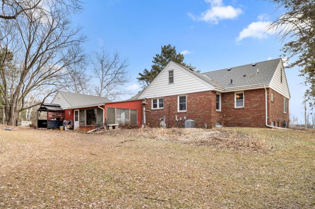 10032 Stillwater Lane N, Lake Elmo, MN 55042