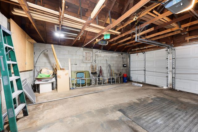 10032 Stillwater Lane N, Lake Elmo, MN 55042