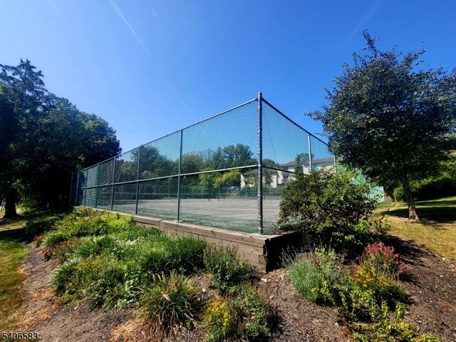 1214 Spruce Hills Dr, Glen Gardner Boro, NJ 08826