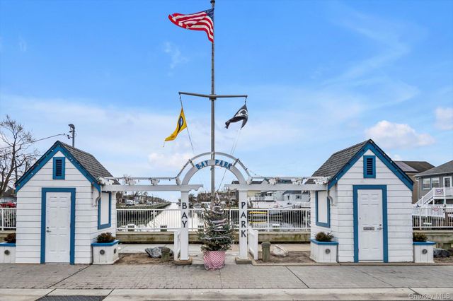 10 Fulton Street E, East Rockaway, NY 11518