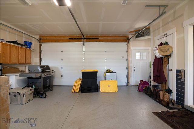 2005 Avocet Court, Belgrade, MT 59714