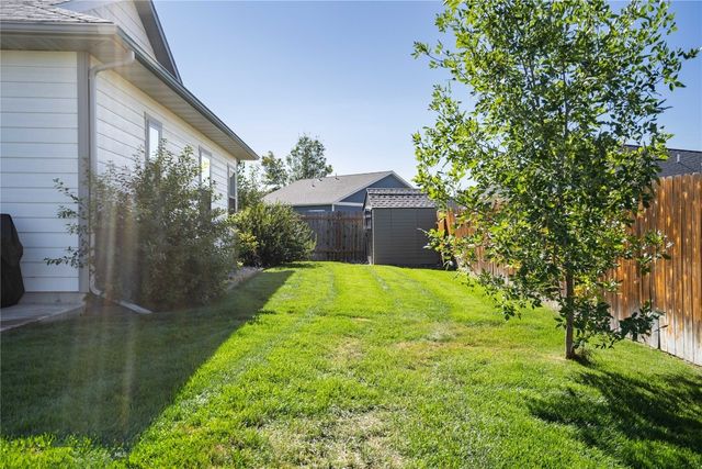 2005 Avocet Court, Belgrade, MT 59714