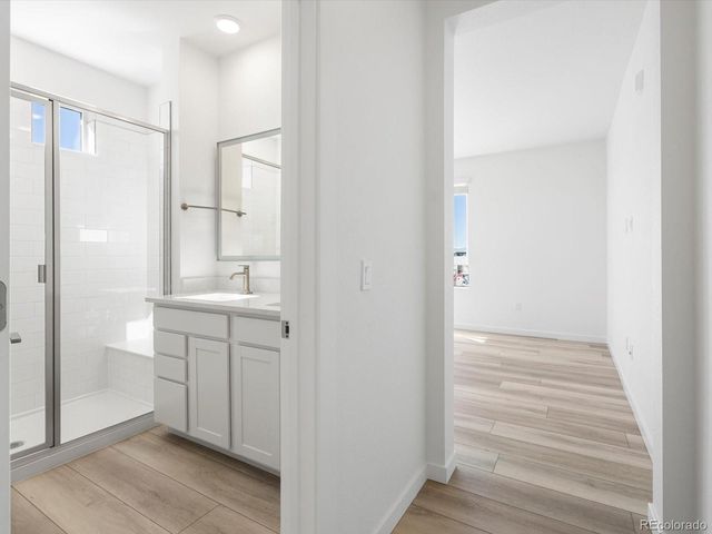 6153 N Ceylon Street 302, Denver, CO 80239