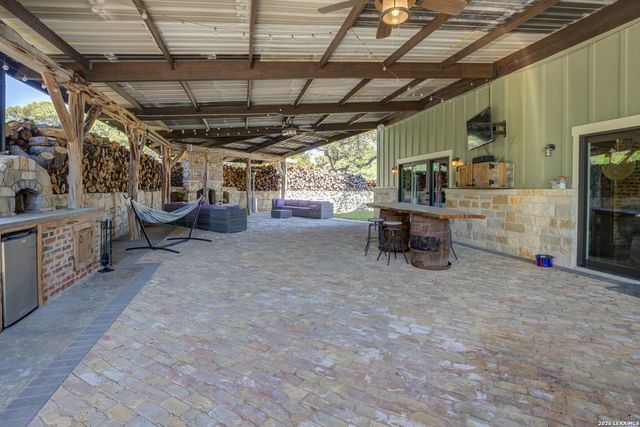 511 Lets Roll, Fischer, TX 78623