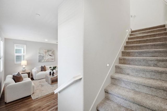 176 E Main Avenue, Morgan Hill, CA 95037