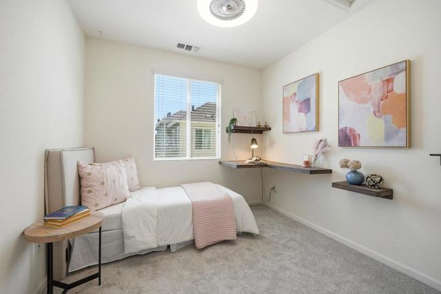 176 E Main Avenue, Morgan Hill, CA 95037