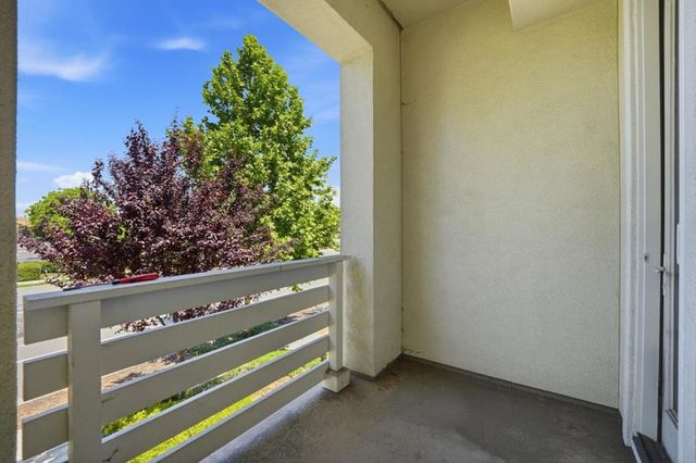 176 E Main Avenue, Morgan Hill, CA 95037
