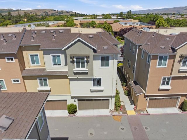 176 E Main Avenue, Morgan Hill, CA 95037