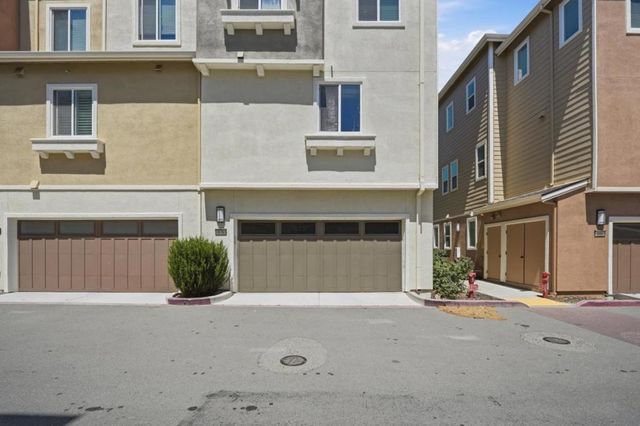 176 E Main Avenue, Morgan Hill, CA 95037