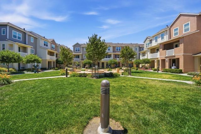 176 E Main Avenue, Morgan Hill, CA 95037