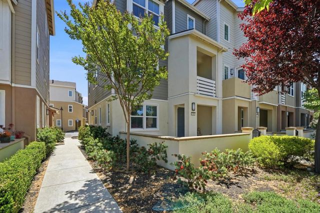 176 E Main Avenue, Morgan Hill, CA 95037