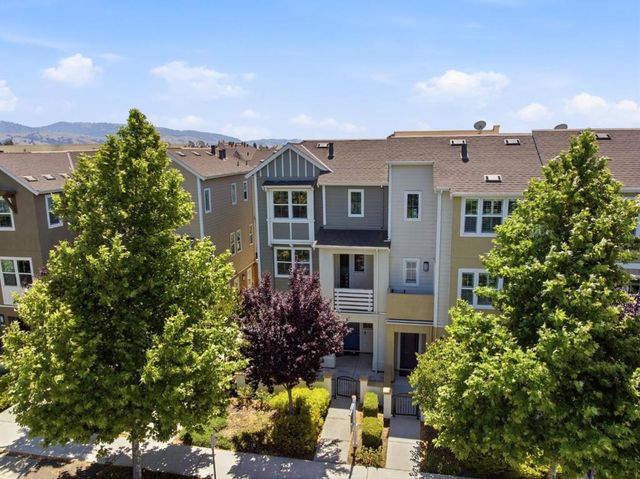 176 E Main Avenue, Morgan Hill, CA 95037