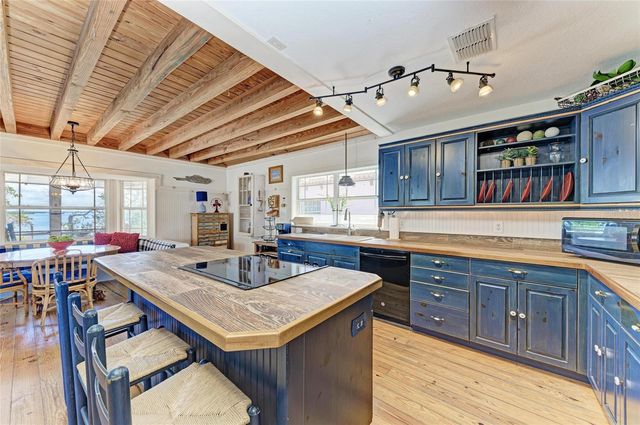 2308 CANASTA DRIVE, Bradenton Beach, FL 34217