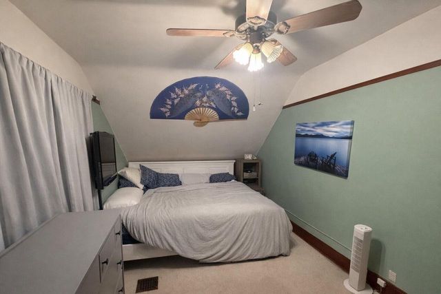 2215 W High STREET, Racine, WI 53404