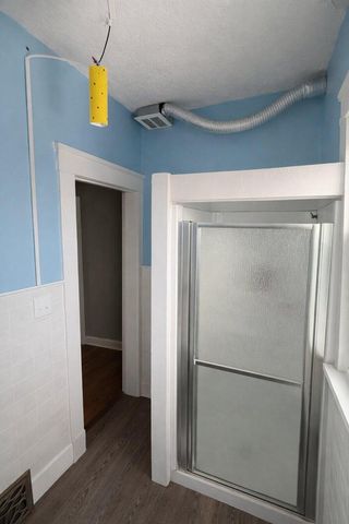 2215 W High STREET, Racine, WI 53404