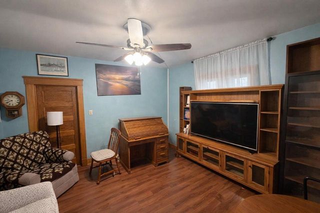 2215 W High STREET, Racine, WI 53404