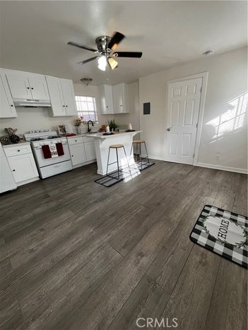 4518 S Normandie Avenue, Los Angeles, CA 90037