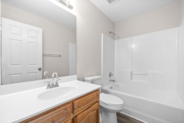 125 Coyote Ct Apt 5, Clarksville, TN 37043