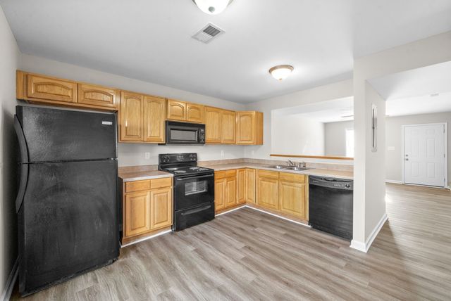 125 Coyote Ct Apt 5, Clarksville, TN 37043