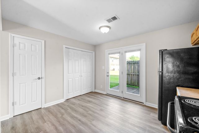 125 Coyote Ct Apt 5, Clarksville, TN 37043