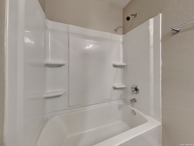 2910 LAVENDER MDW, San Antonio, TX 78222
