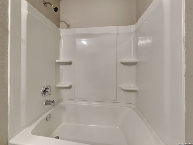 2910 LAVENDER MDW, San Antonio, TX 78222