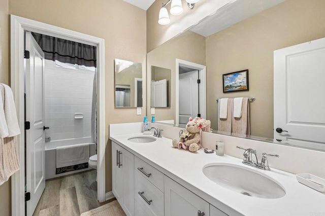 2911 Eldenberry Street, Escondido, CA 92029