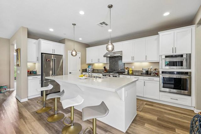 2911 Eldenberry Street, Escondido, CA 92029