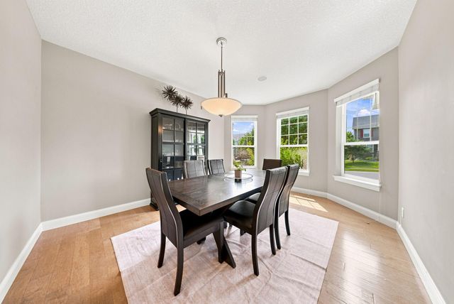3613 Windmill Curve, Woodbury, MN 55129