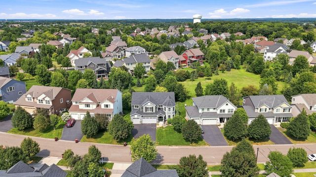 3613 Windmill Curve, Woodbury, MN 55129