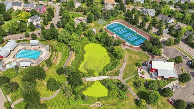 3613 Windmill Curve, Woodbury, MN 55129