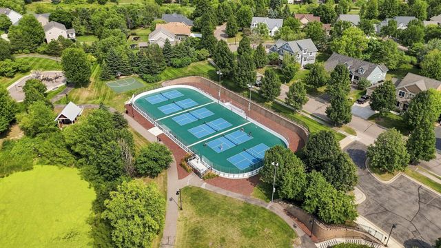 3613 Windmill Curve, Woodbury, MN 55129