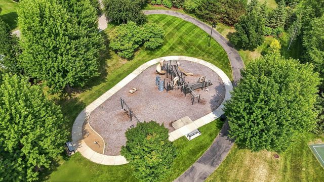 3613 Windmill Curve, Woodbury, MN 55129