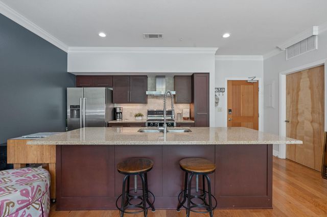 1600 Barton Springs RD 2108, Austin, TX 78704