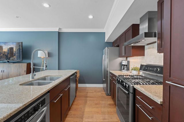 1600 Barton Springs RD 2108, Austin, TX 78704