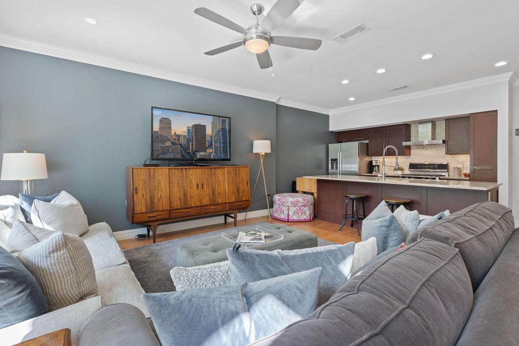 1600 Barton Springs RD 2108, Austin, TX 78704