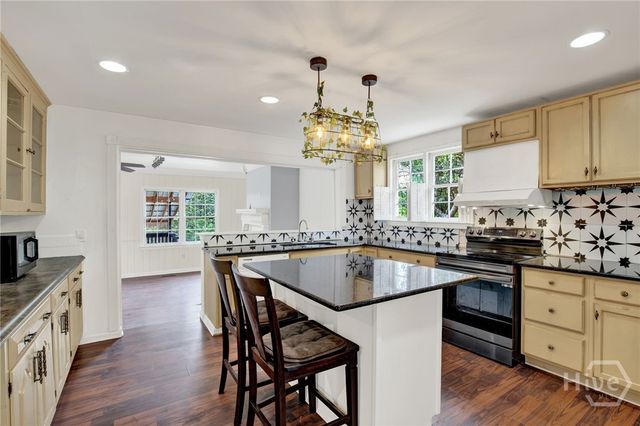 900 Garrison Street, Pembroke, GA 31321