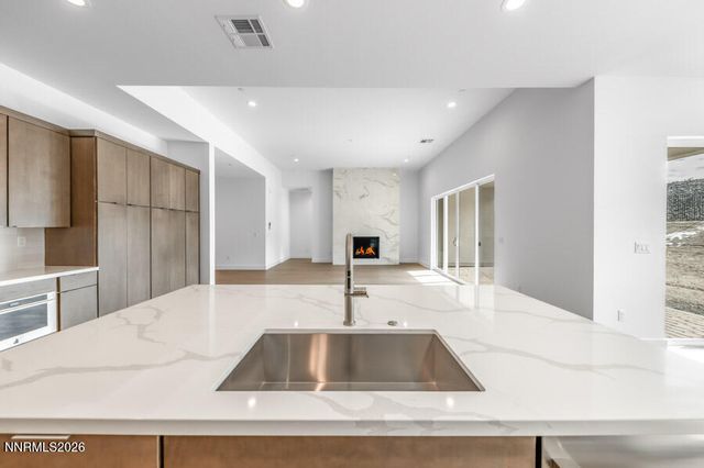 2400 Arrowroot Way Cinnamon 84, Sparks, NV 89441