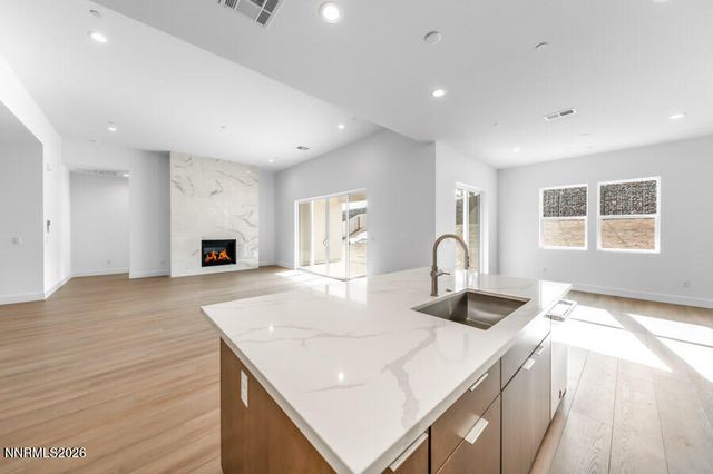 2400 Arrowroot Way Cinnamon 84, Sparks, NV 89441