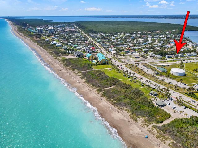 1819 Melaleuca Drive A And B, Fort Pierce, FL 34949